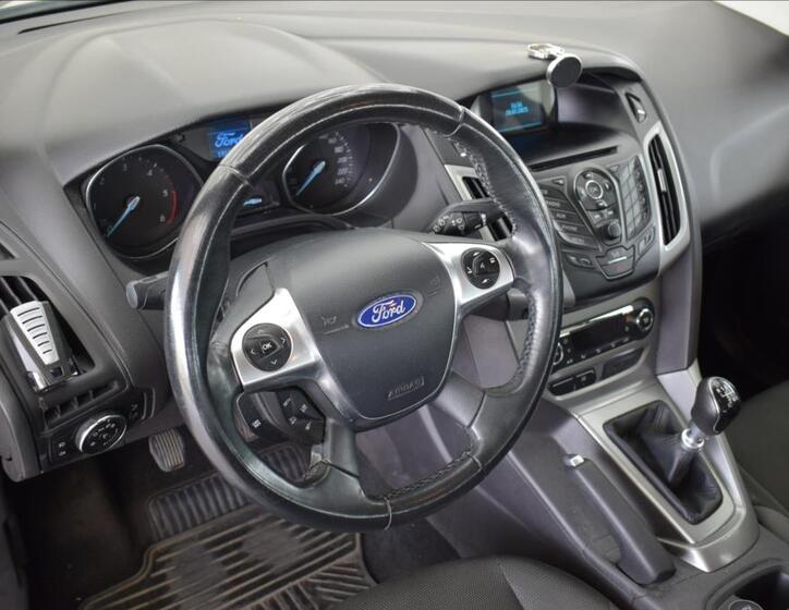 Ford Focus 9