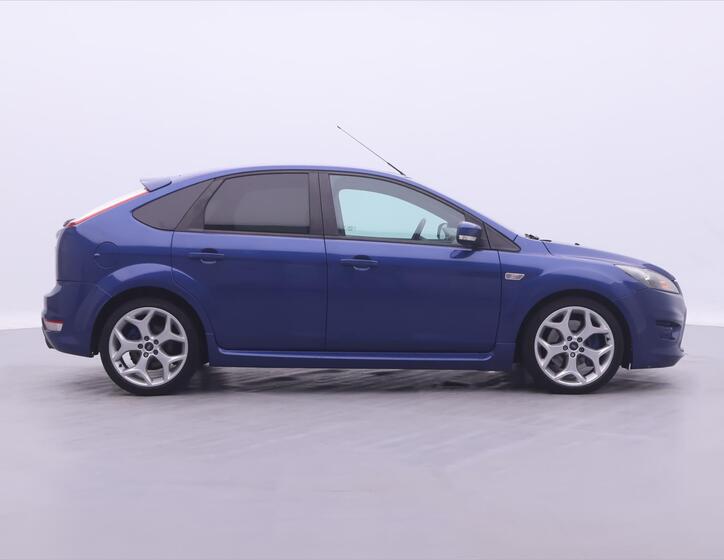 Ford Focus 8