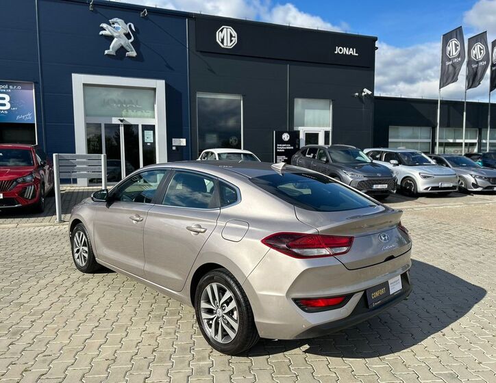 Hyundai i30 5