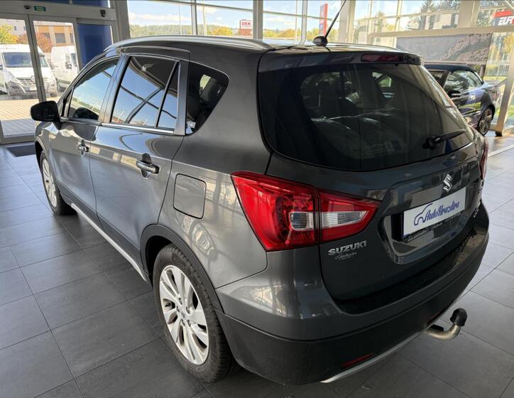 Suzuki SX4 4