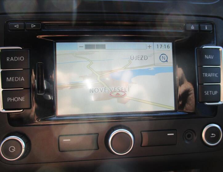 Volkswagen Touran 13