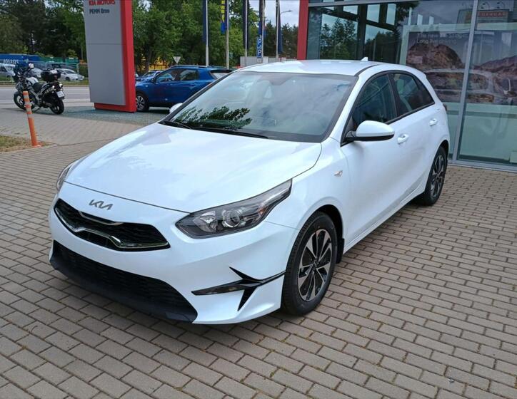 KIA Ceed 4