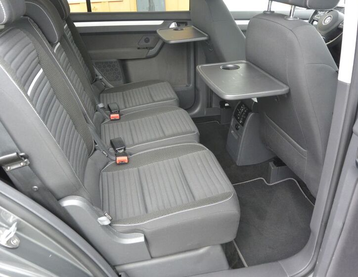 Volkswagen Touran 27