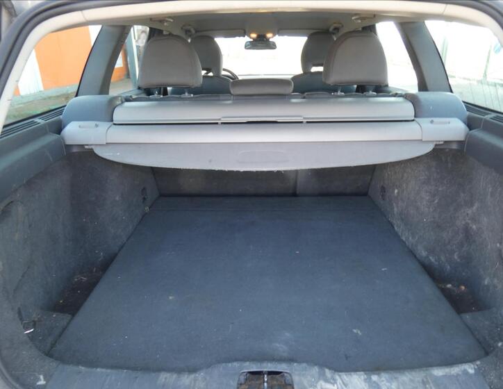 Volvo V50 12