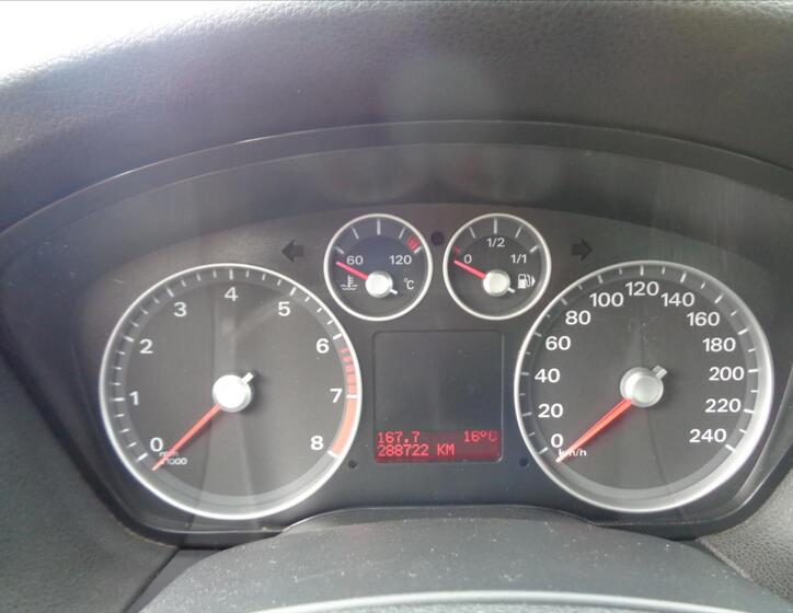 Ford Focus 12