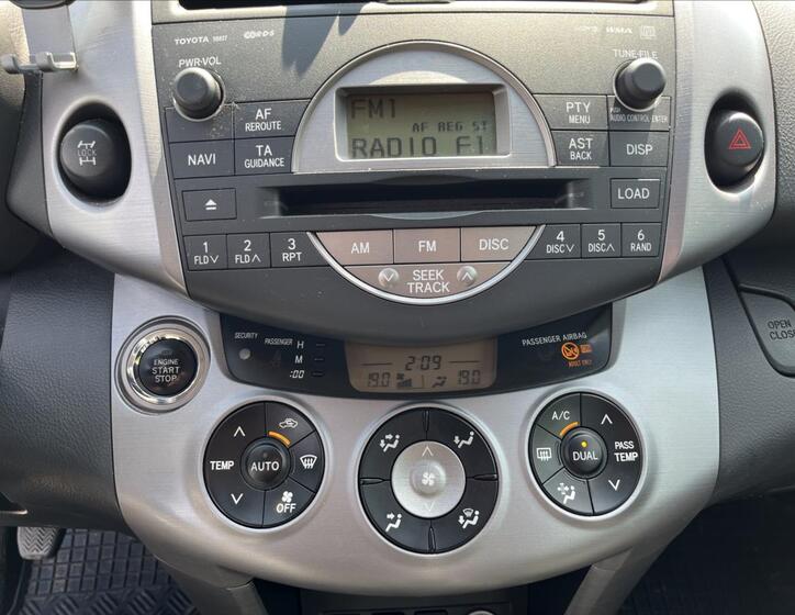 Toyota RAV4 17