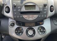 Toyota RAV4 17