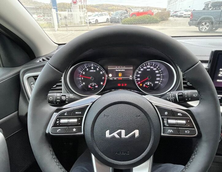 KIA Ceed 12
