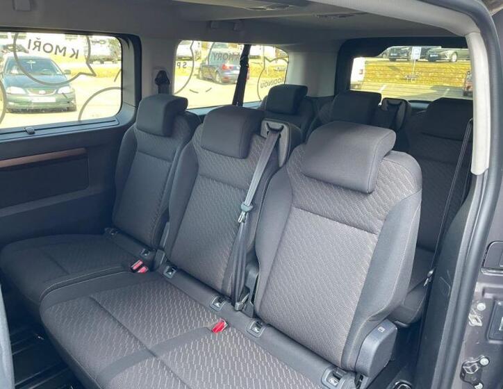 Toyota ProAce Verso 11
