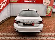 Škoda Superb 8