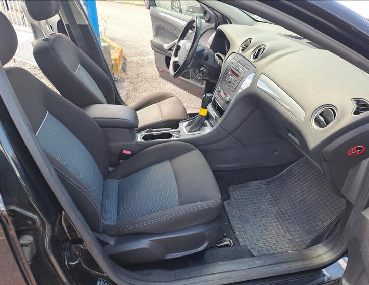 Ford Mondeo 8