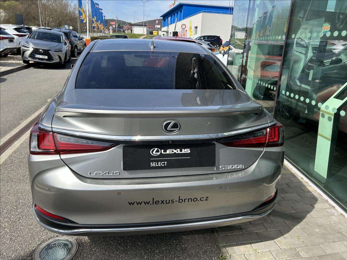 Lexus ES 300h