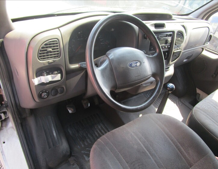 Ford Transit 10