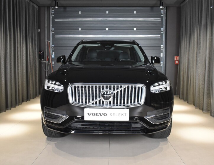 Volvo XC90 6