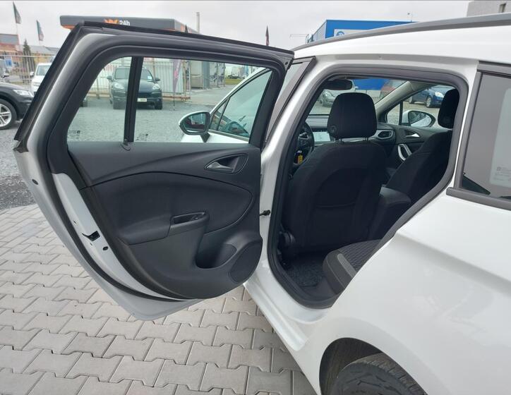 Opel Astra 12