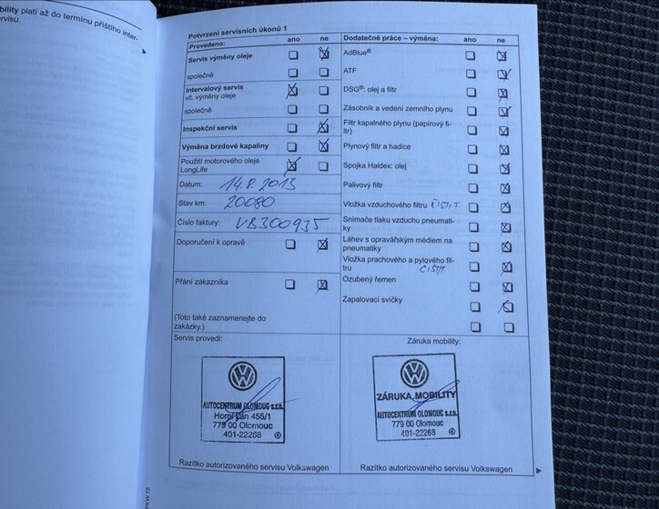 Volkswagen Golf 48