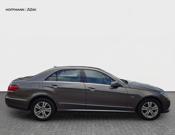 Mercedes-Benz Třídy E 4