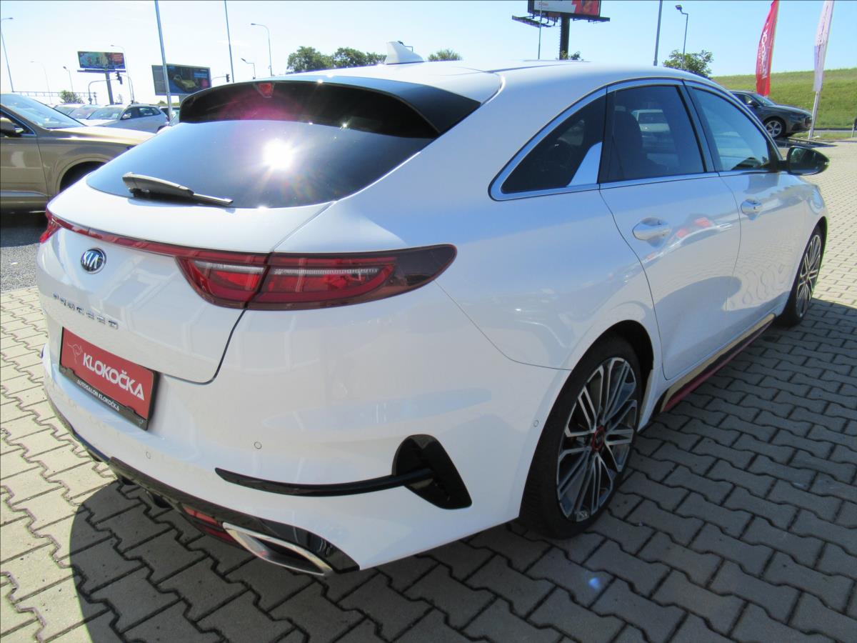 KIA ProCeed
