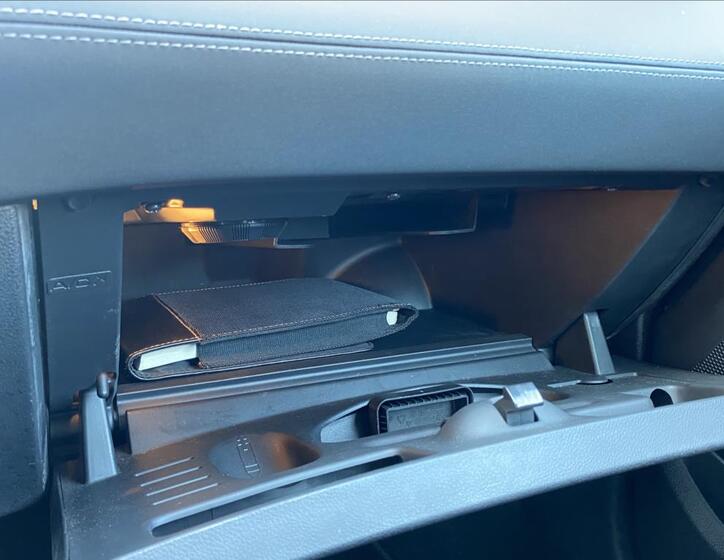 Peugeot RCZ 27
