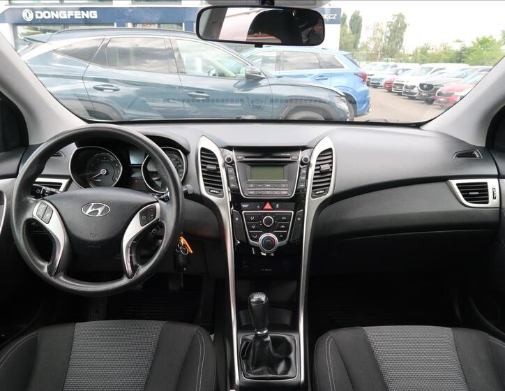 Hyundai i30 16