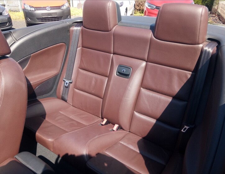 Volkswagen EOS 13