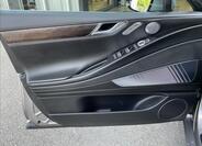 Hyundai Genesis 8