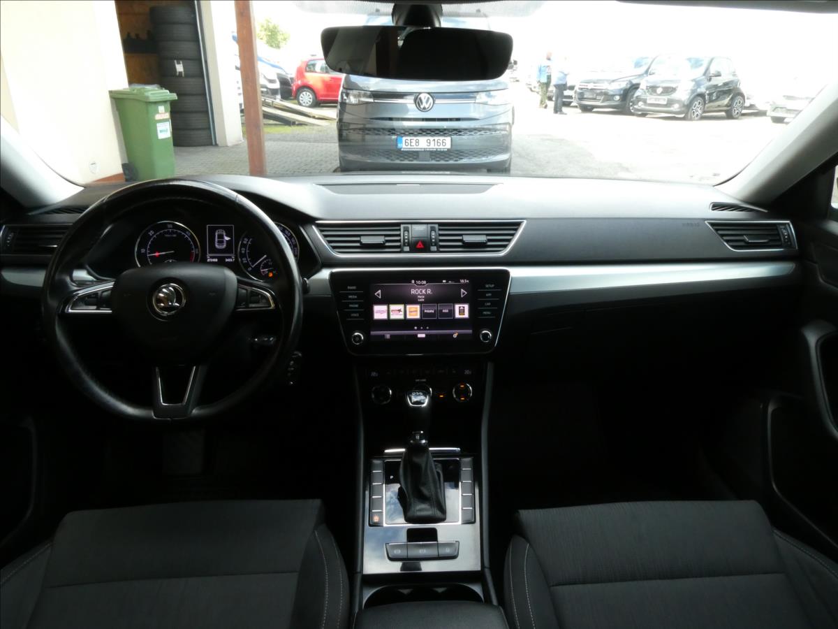 Škoda Superb