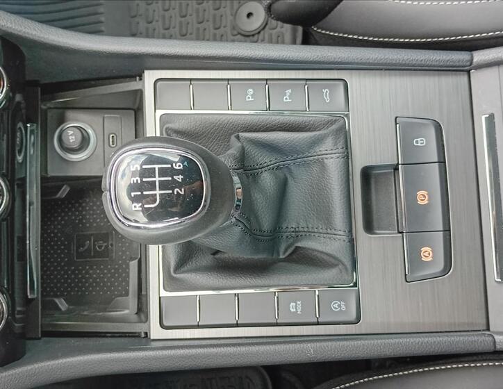 Škoda Superb 23