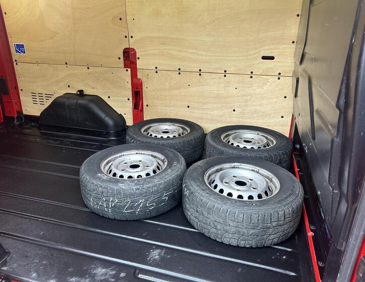 Ford Transit 48