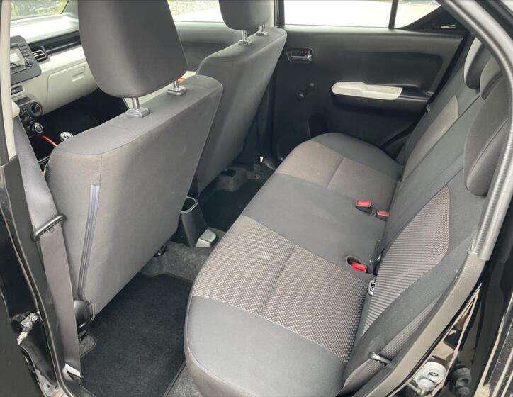 Suzuki Ignis 12