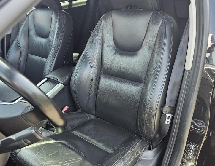 Volvo V60 12