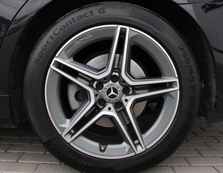 Mercedes-Benz Třídy S 9