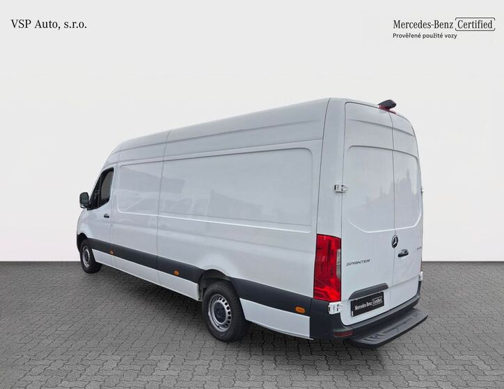 Mercedes-Benz Sprinter 3