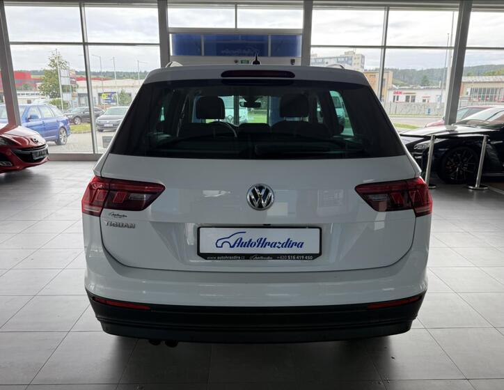 Volkswagen Tiguan 5