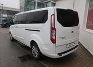 Ford Tourneo Custom 4