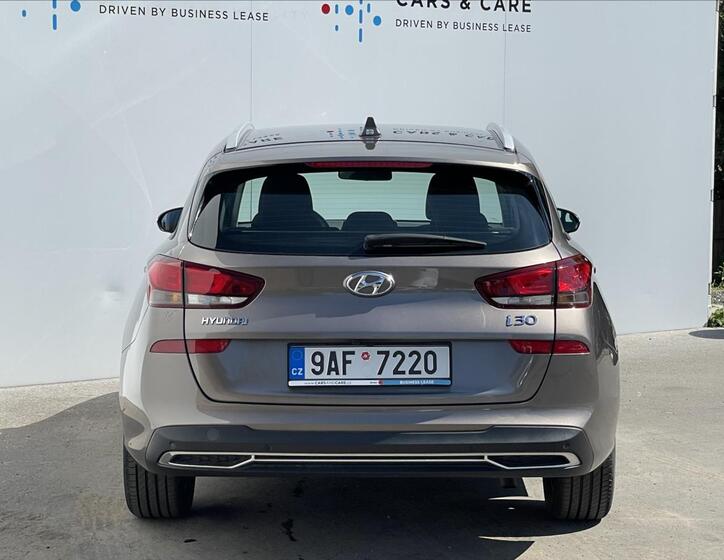 Hyundai i30 16