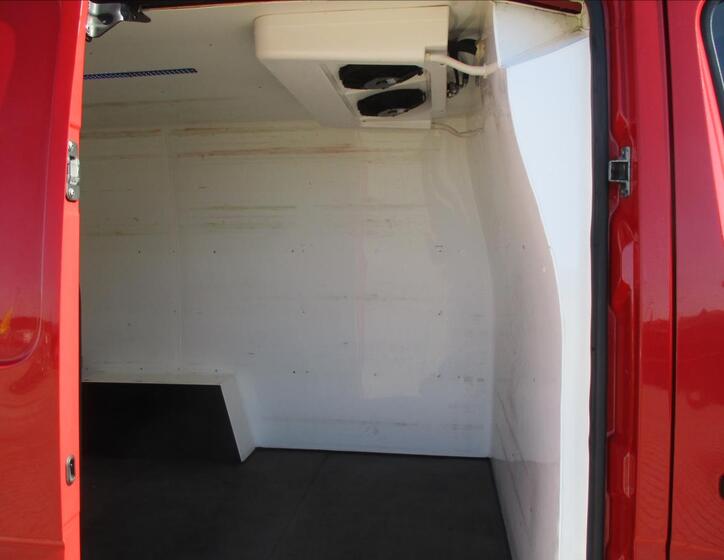 Renault Master 18