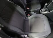 Hyundai i10 13