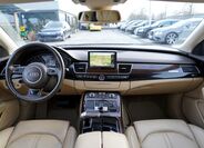 Audi A8 29