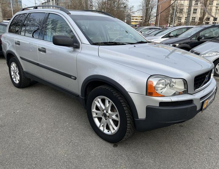 Volvo XC90 26
