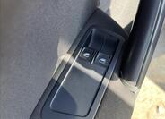 Volkswagen Golf 12
