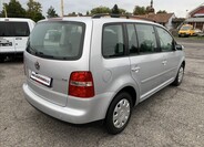 Volkswagen Touran 5