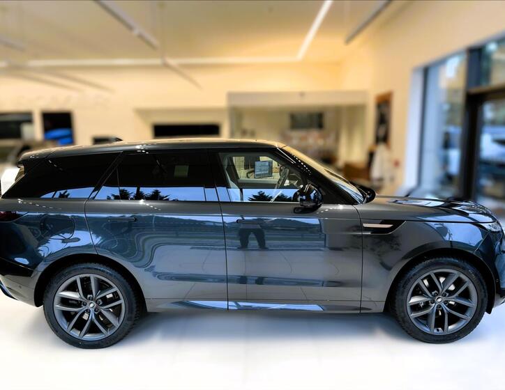 Land Rover Range Rover Sport 8