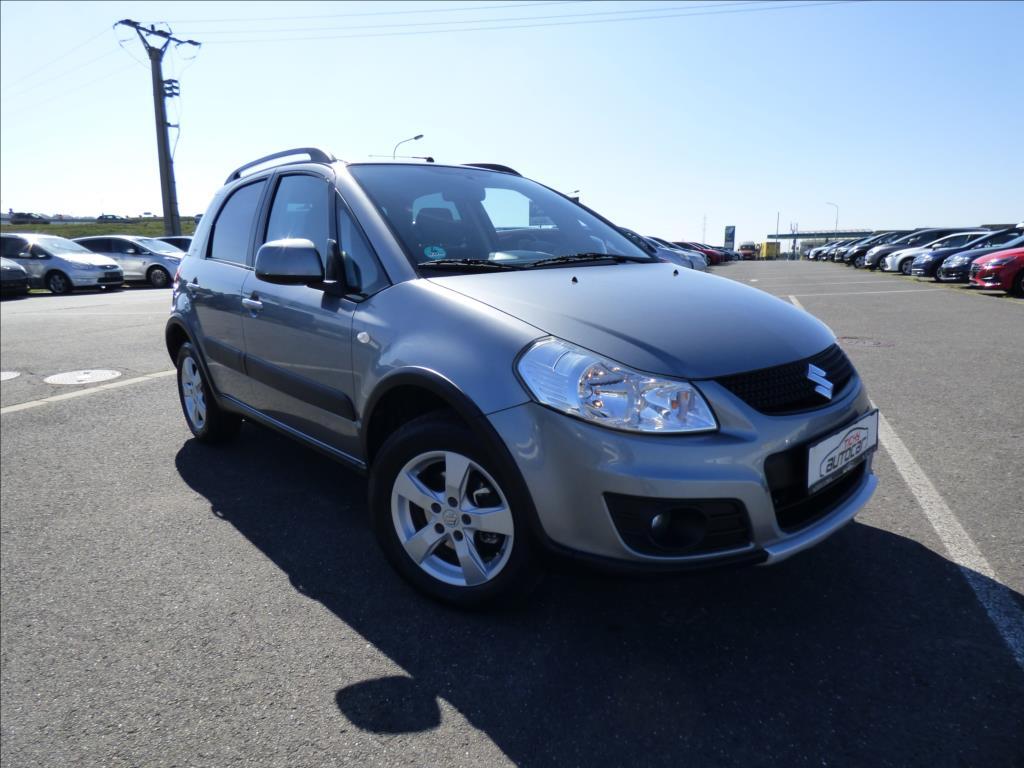 Suzuki SX4 1