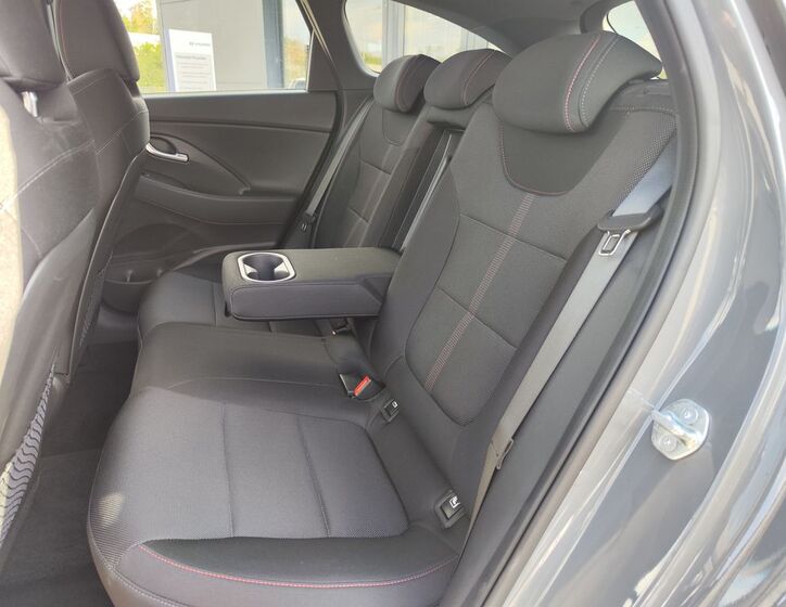 Hyundai i30 11
