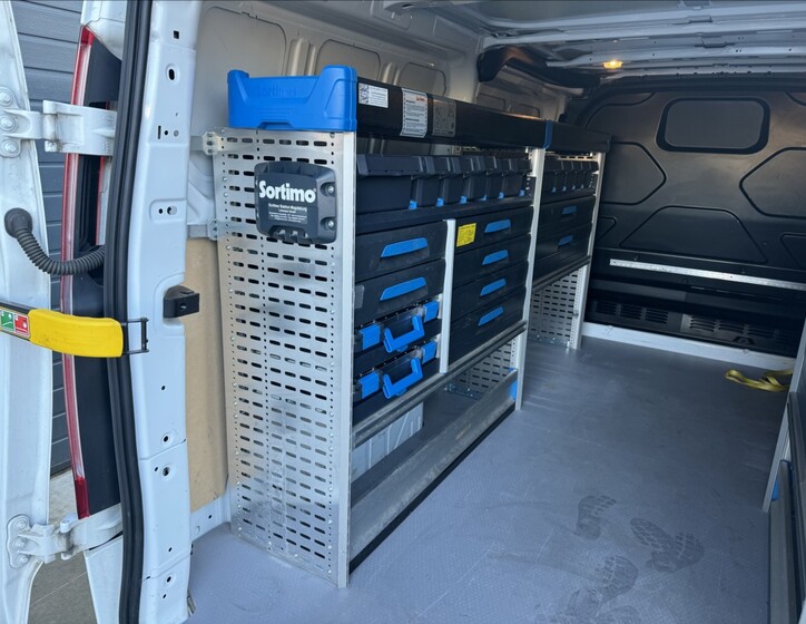 Ford Transit Custom 19