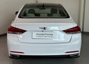 Hyundai Genesis 5