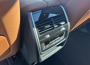BMW X7 27