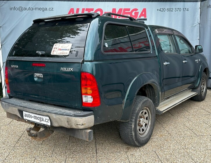 Toyota Hilux 6