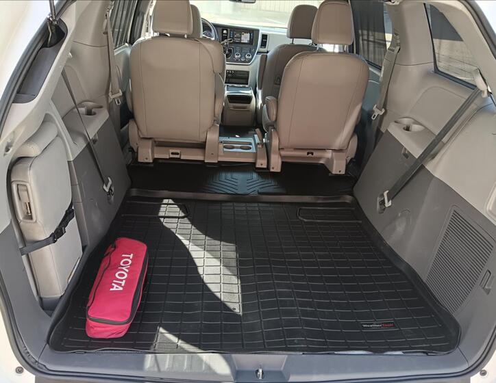 Toyota Sienna 25